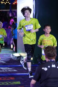 BIB: 4159
                            <button type="button" onclick="openModal(26225159)" class="btn btn-primary btn-sm float-right btn-popup" data-toggle="modal" data-target=".modal-high-quality">
                        <i class="fas fa-shopping-cart"></i> Add to Cart
                    </button>
                                            <button type="button" onclick="isThisMe(26225159, true)" class="btn btn-success btn-sm float-right btn-popup btn-isme hidden" data-toggle="tooltip" data-placement="bottom" title="นี่คือรูปของคุณใช่ไหม คลิกที่นี่เพื่อเอาเข้าอัลบั้ม">
                        <i class="fas fa-plus"></i> Add to album
                    </button>
                    <button type="button" onclick="isThisMe(26225159, false)" class="btn btn-warning btn-sm float-right btn-popup btn-isnotme hidden">
                        <i class="fas fa-ban"></i> Remove from album
                    </button>